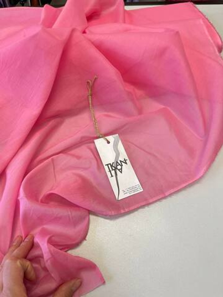 Блузочно-плательный однотонный хлопковый батист с шелком (Marella, 70%хлопок/30%шелк, Розовый цветочный, 141, 50 гр/м2)