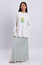 Джемпер с вышивкой