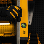 Уровень алюминиевый, магнит, фрезерованный, 3 глазка (1 зеркал.) 0,5 мм/м, 800 мм Denzel