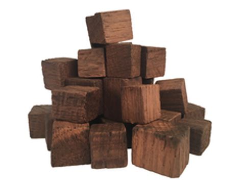 Щепа дубовая кавказская (средний обжиг) (кубическая форма) 50 грамм