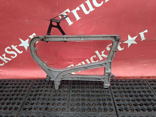 Кронштейн глушителя 2017 г.