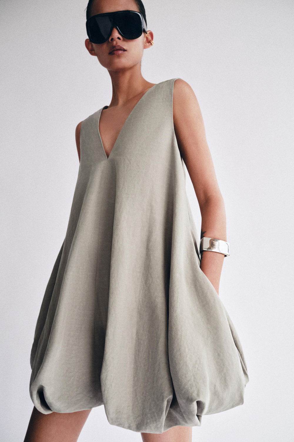 ZARA ОБЪЕМНОЕ ПЛАТЬЕ ZW LIMITED EDITION, СЕРЫЙ