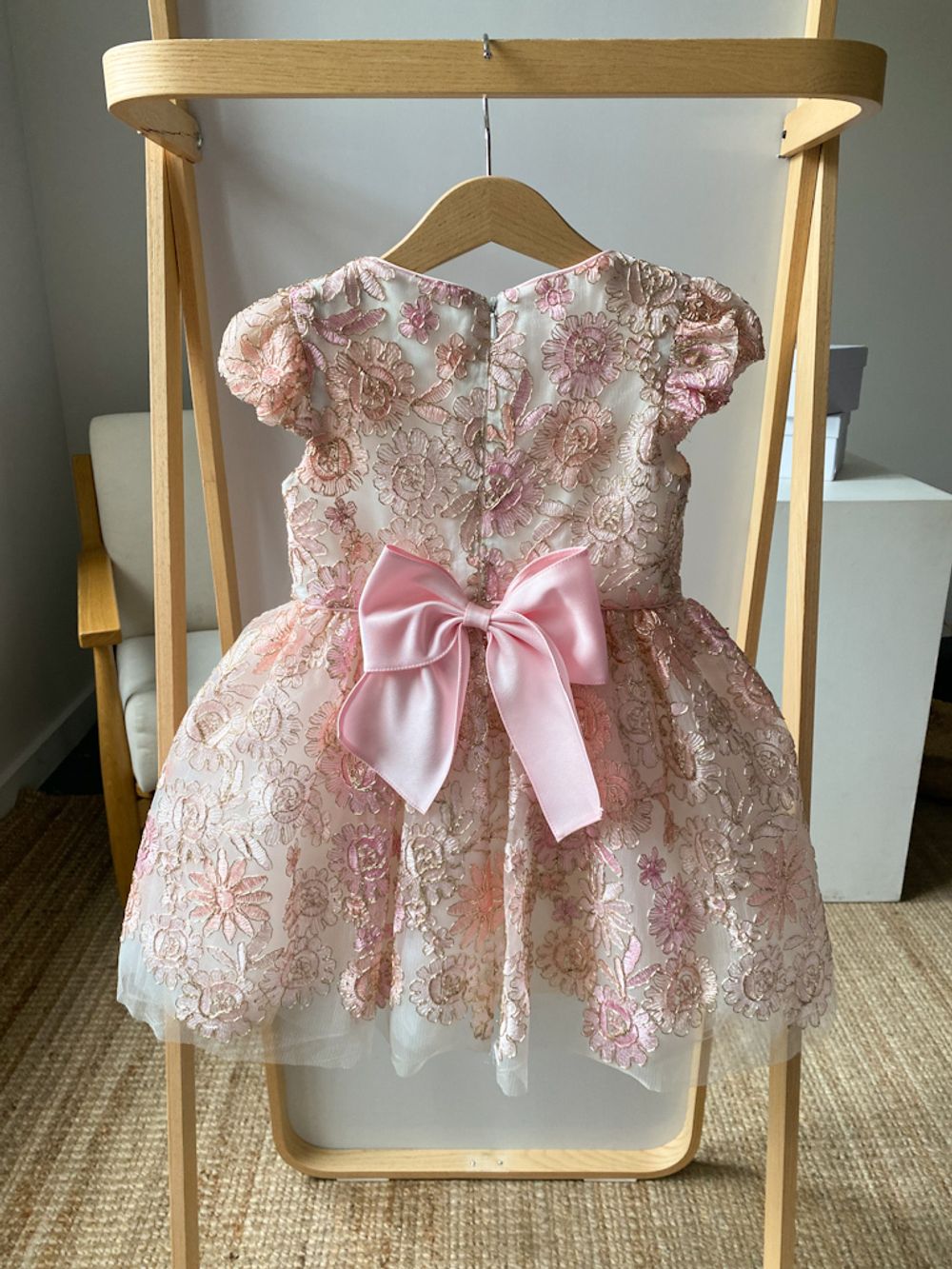 Новое платье David Charles, 98