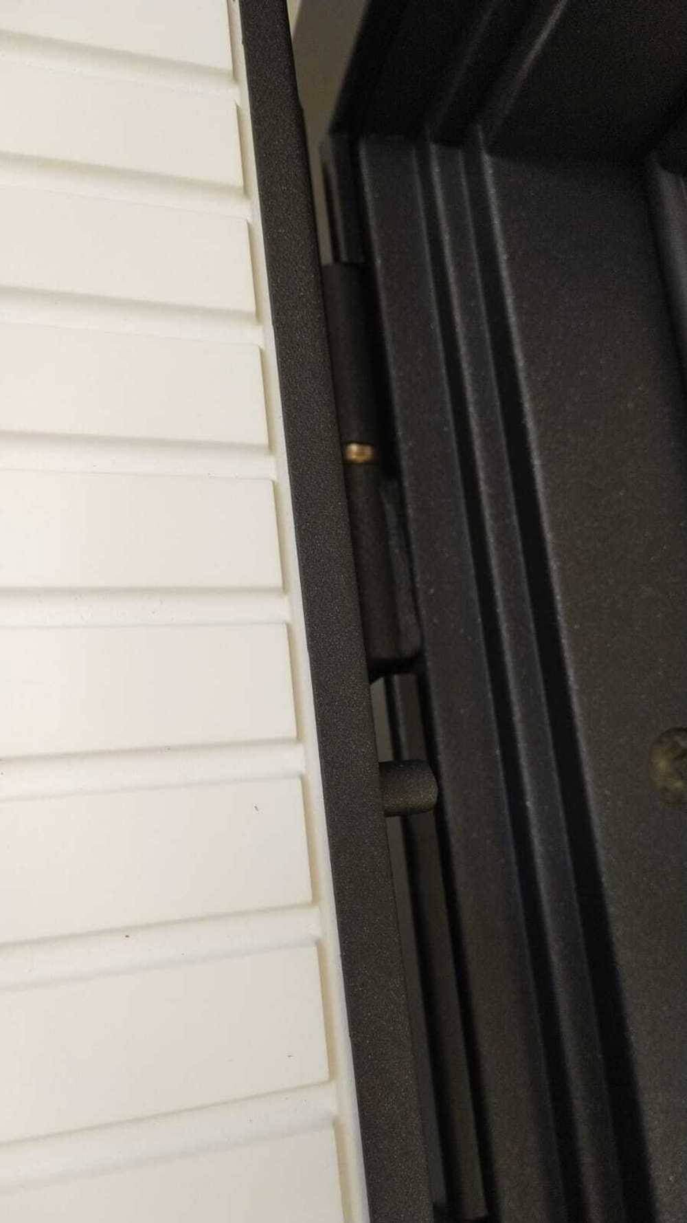 Дверь входная Лабиринт ACUSTIC 14 Дуб кантри белый горизонтальный металлическая