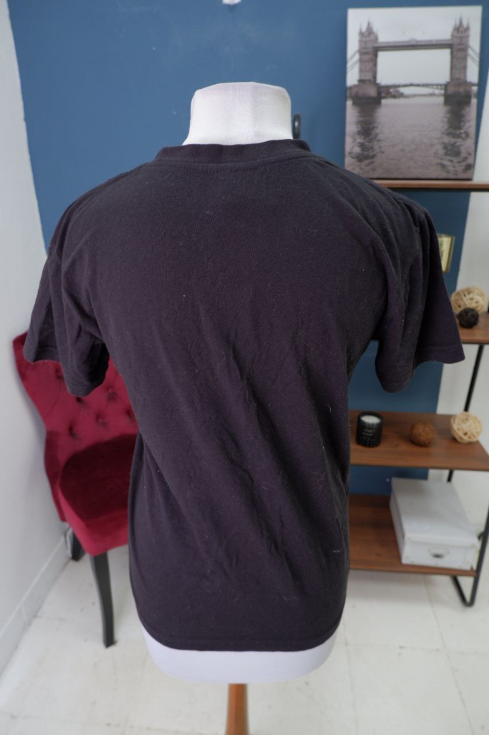 Футболка черная с принтом 42 размер