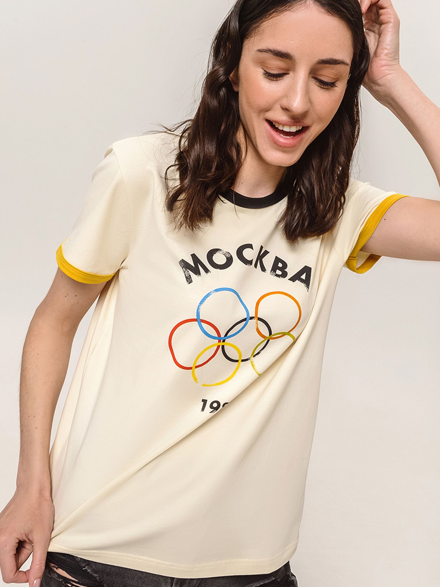 Футболка женская "Москва-80"