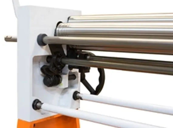 Электромеханический вальцовочный станок Stalex ESR-1300x1.5