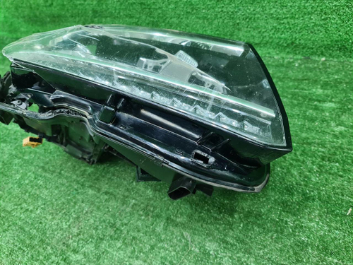 Битая Фара правая VW Tiguan 2 (2016-2020) LED