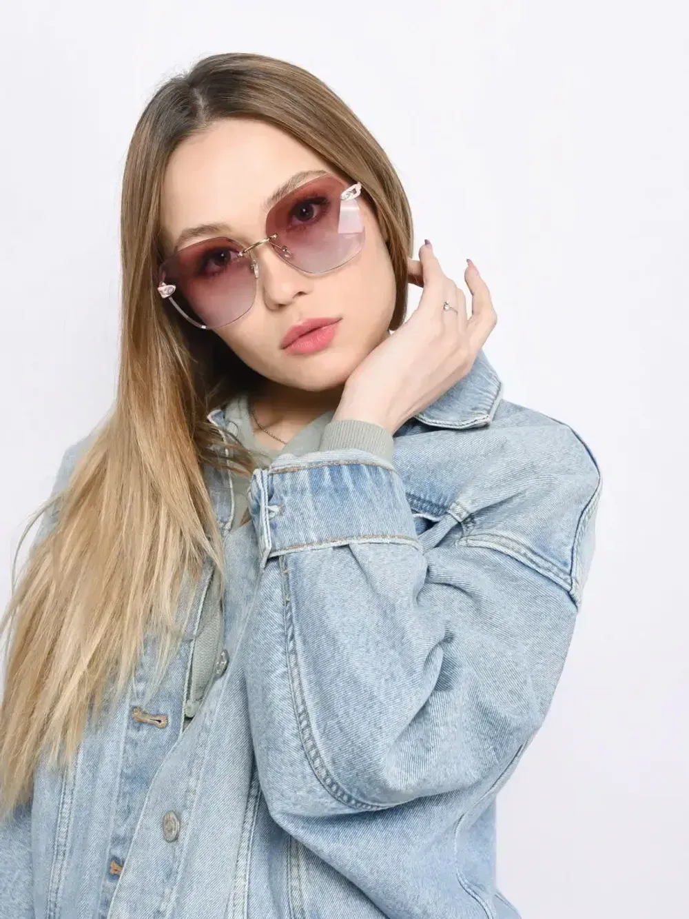 Солнцезащитные очки