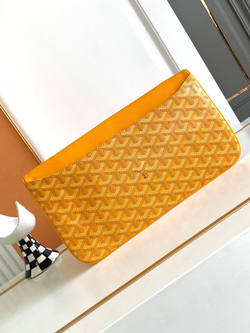 Goyard Sainte-Marie MM Clutch