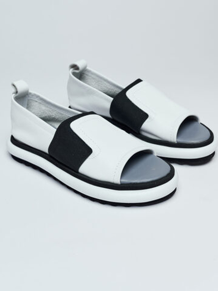 Лоферы с открытым мысом