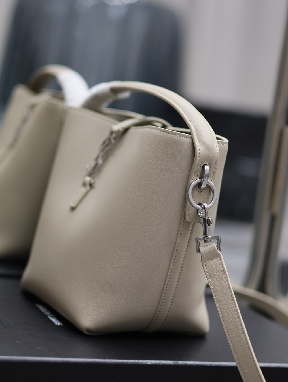 Saint Laurent LE 37 Small 20 cm