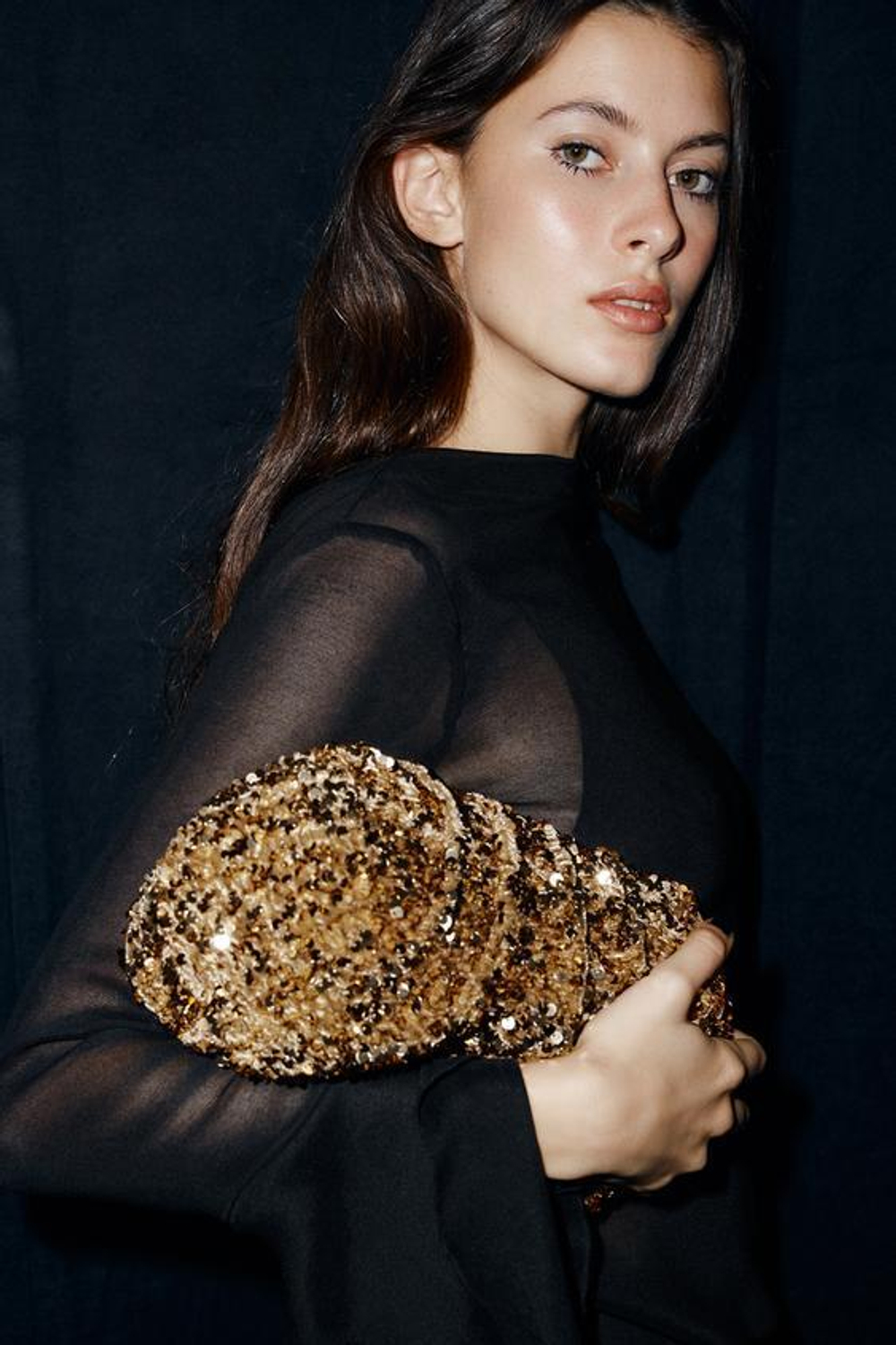 ZARA КЛАТЧ С ПАЙЕТКАМИ, ЗОЛОТИСТЫЙ