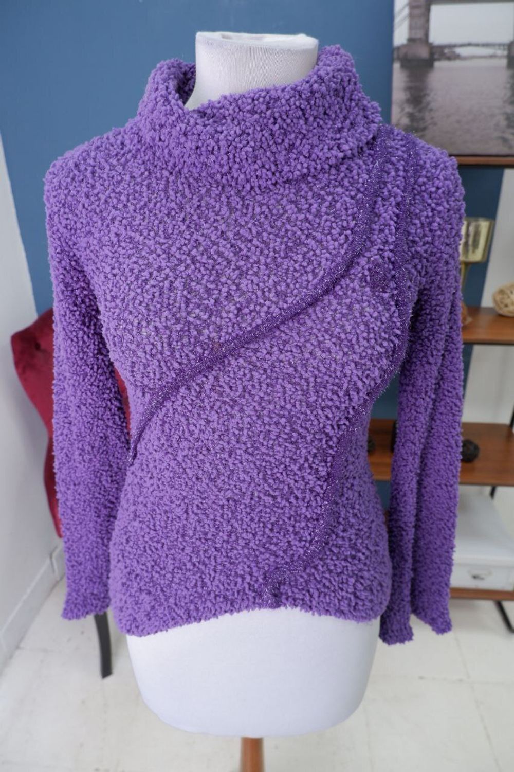 Толстовка фиолетовая теплая 42 размер