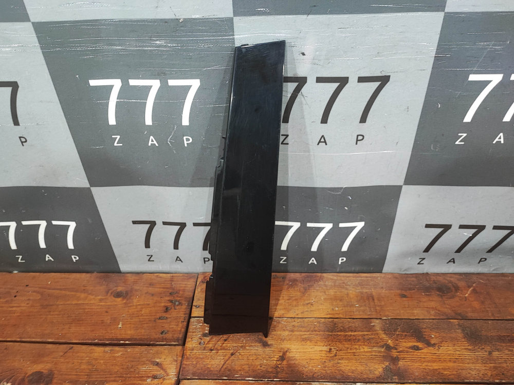 Накладка двери передняя левая Kia Sorento 4 Б/У Оригинал 82250P2000