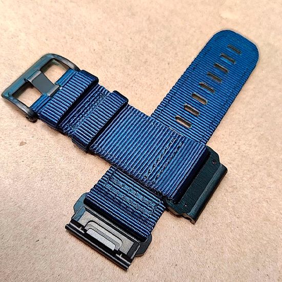 Ремешок тактический Tactix 26 мм. для Garmin Fenix 7x / 6x / 5x / 3, Enduro 2 / Tactix 7, Tactix Delta нейлоновый быстросъемный на застежке (Темно-синий/черный)