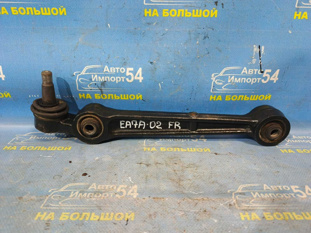 Рычаг передний правый MITSUBISHI GALANT 2000