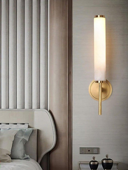 Настенный светильник в современном стиле