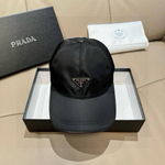 Кепка Prada