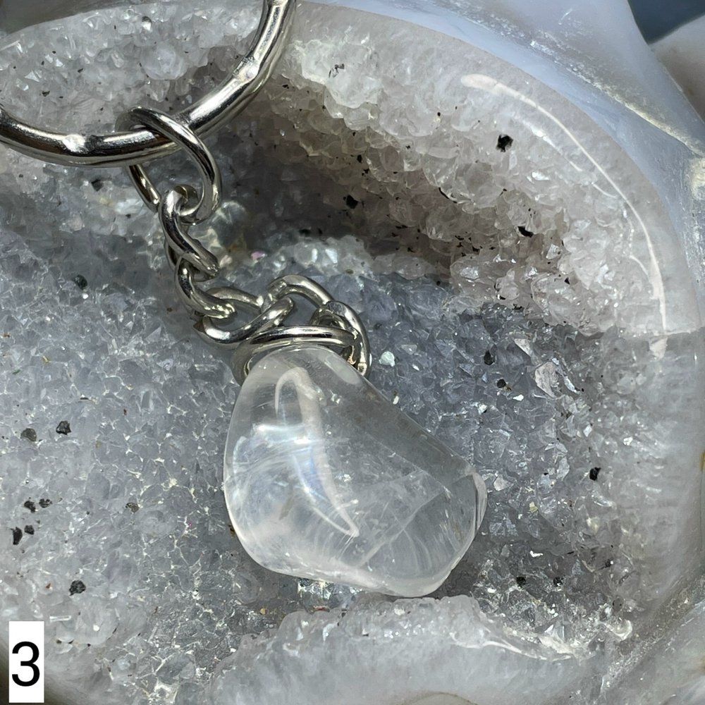 63291 Горный хрусталь Брелок галтовка №3-31