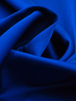 Шелк армани ультрамарин глянцевый плотность 90 г/м2 отрезом 50х75 см