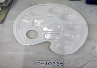 Палитра овальная, 10 ячеек, белая, пластик , С-40235