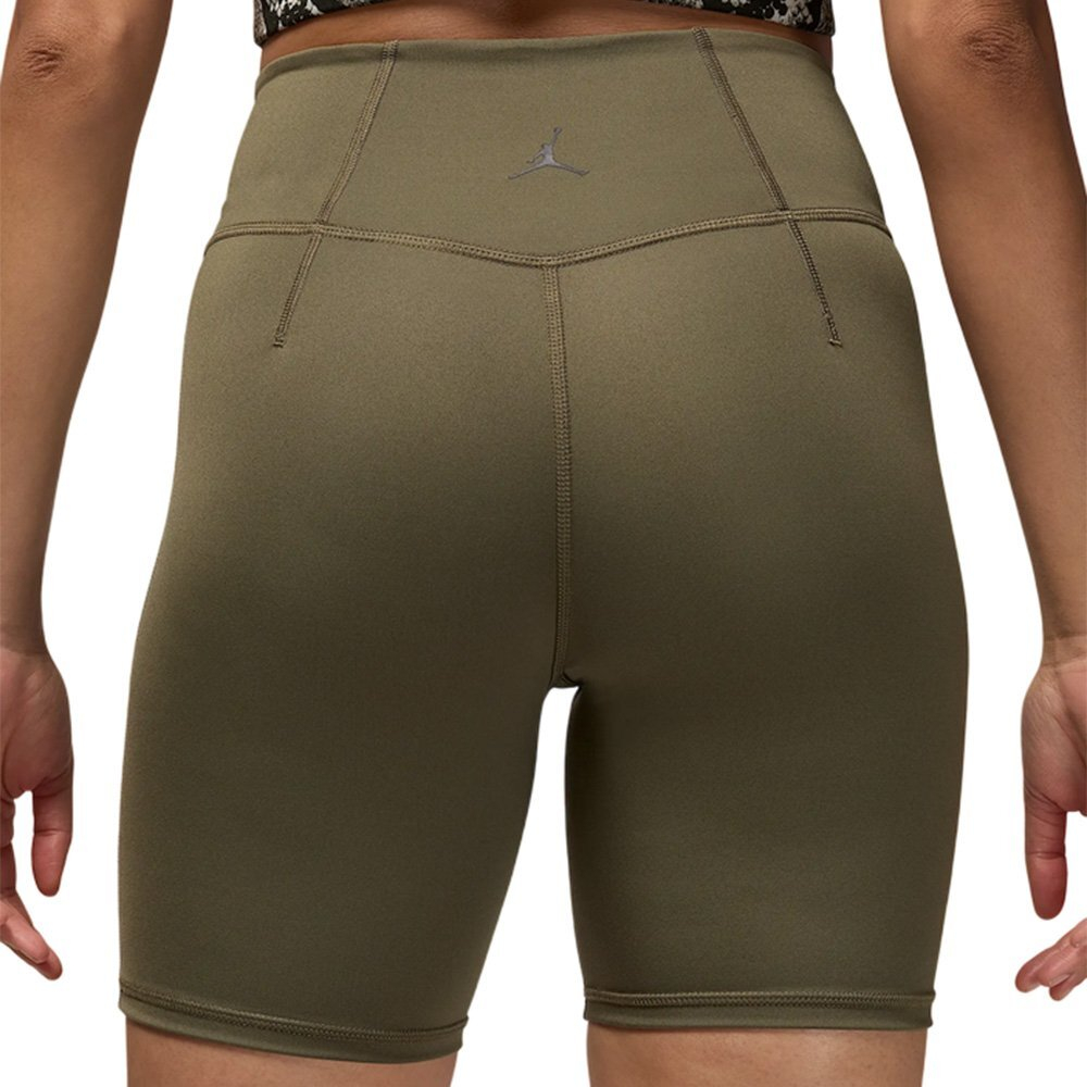 Баскетбольные женские шорты Jordan Sport Essentials Green Shorts