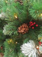 Заснеженная елка с гирляндой «Очарование» с шишками и ягодами (леска+пвх) от 1,8 м до 2,4 м