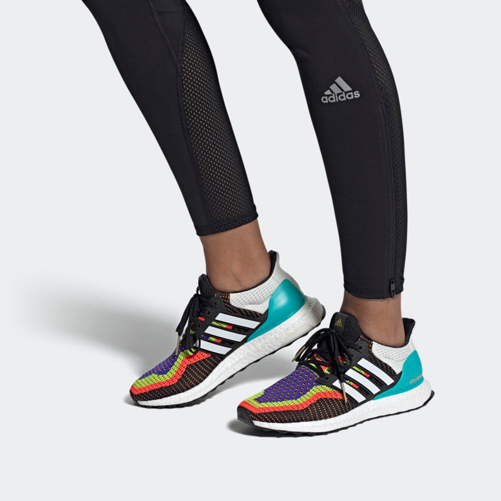 Кроссовки Adidas Ultraboost Dna (Женская размерная сетка)