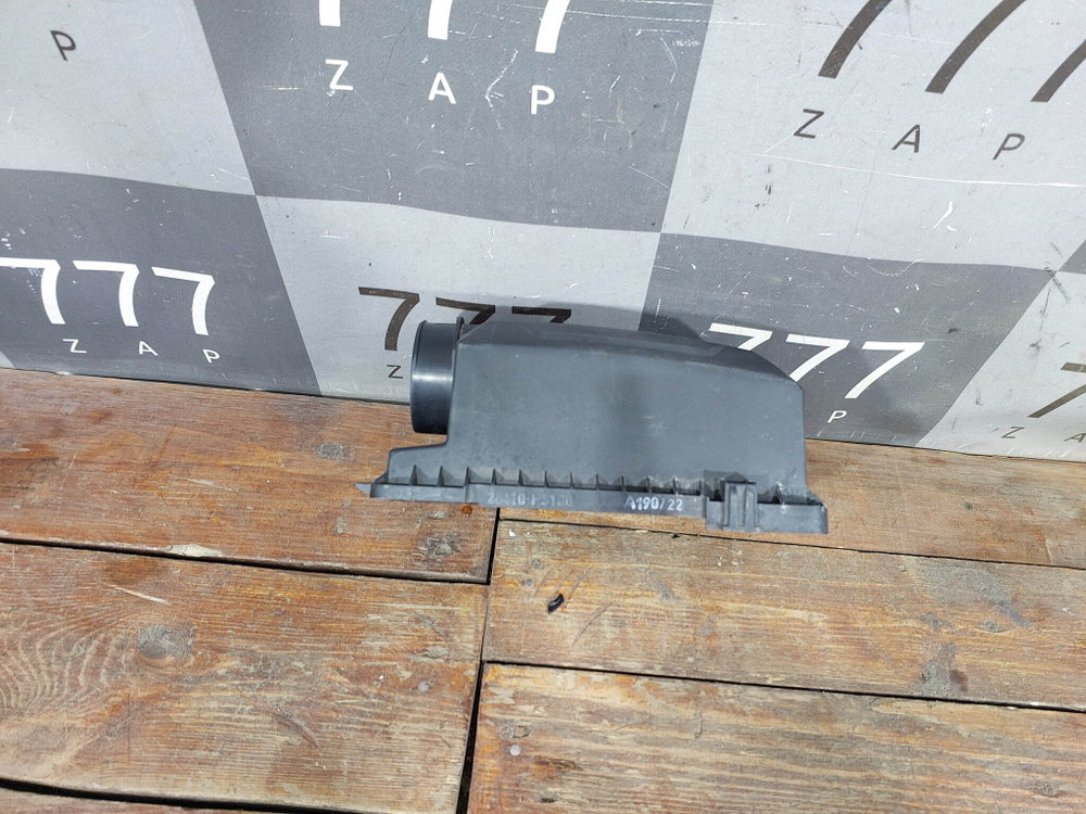 Крышка воздушного фильтра Solaris 2 / Rio 4 17-нв Б/У Оригинал 28110H8100