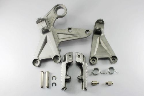 Подножки передние с кронштейнами для мотоцикла Honda CBR1000RR 08-15