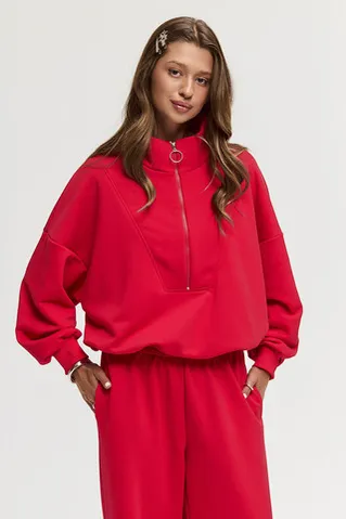 Олимпийка на молнии красного цвета