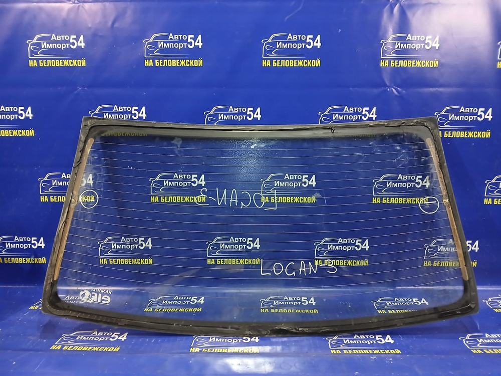 Стекло заднее RENAULT LOGAN 2010