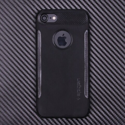 Чехол ТПУ Spigen для iPhone 7, 009621 Золотой