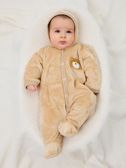 Комбинезон для малышей. Комбинезон для новорожденных