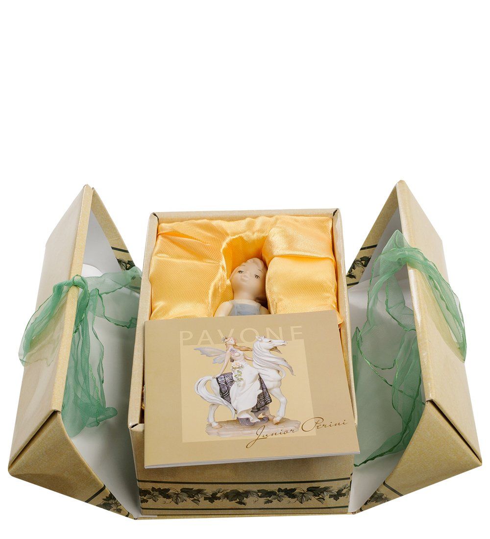 Pavone JP-45/25 Фигурка Мальчик «Любимая игрушка»