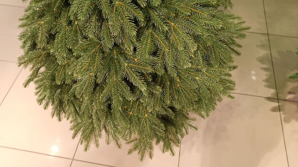 Ель искусственная «Дворянская» (Литая хвоя) 270 см / 2.7 м