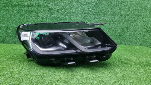 Фара правая Geely Coolray (2019-2024) LED