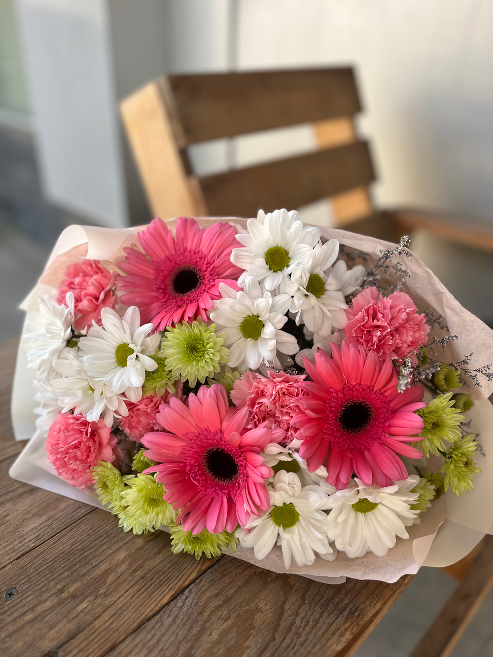 Яркий букет с герберами