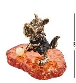 Народные промыслы AM-1333 Фигурка «Волк Хоккей на траве» (латунь, янтарь)