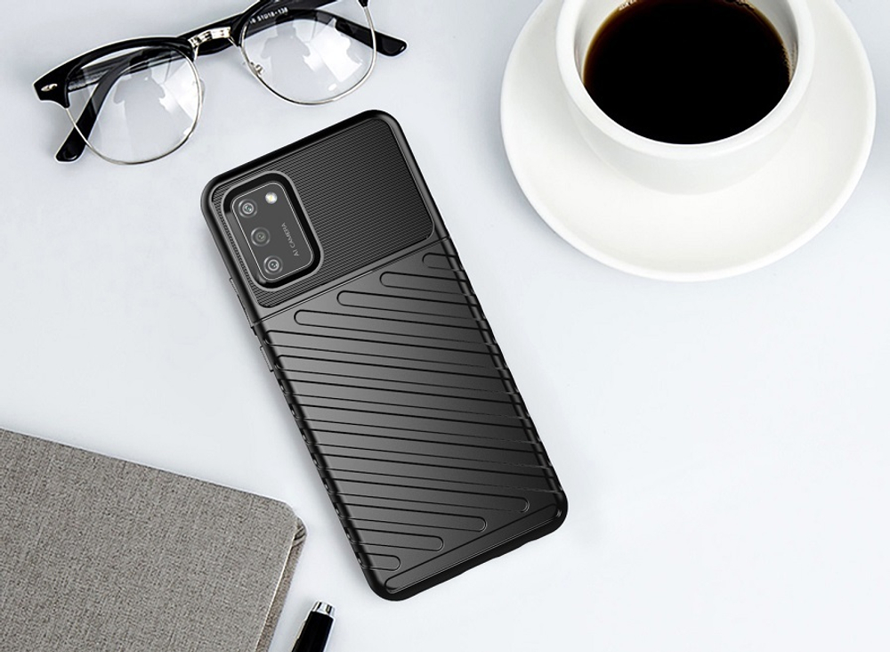 Противоударный чехол на Samsung Galaxy A02S, черный цвет, серии Onyx от Caseport