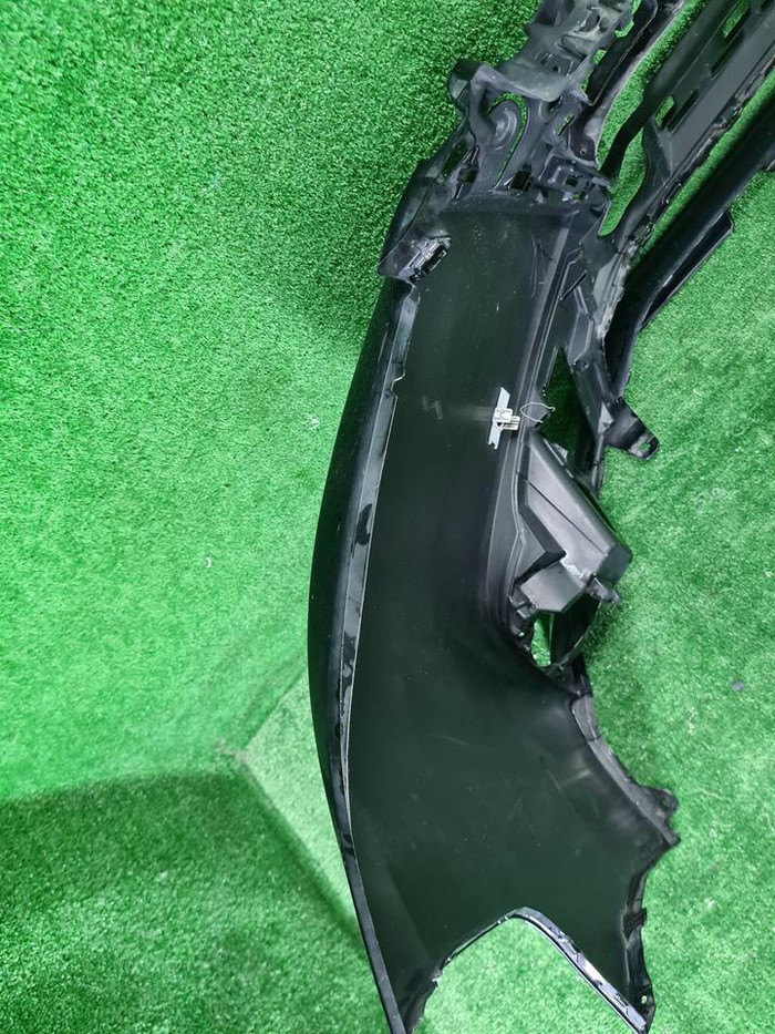 Бампер передний Toyota Hiace Н300 (2019-н.в.)