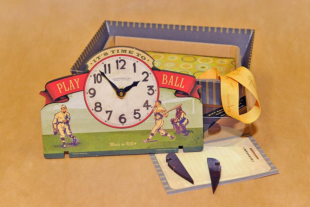 Часы настольные Timeworks Baseball POTBPB США