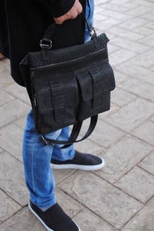 Стильная мужская сумка из кожи питона BG-410