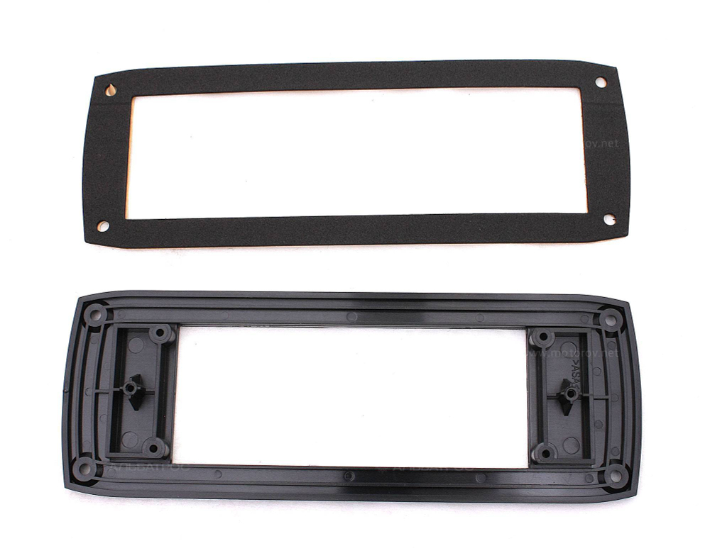 Монтажная пластина для магнитол 200 серии FUSION MS-RA200MP