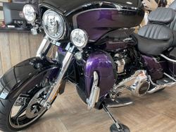 CVO Limited 117 Harley-Davidson 2021 Royal Purple Fade & Royal Black