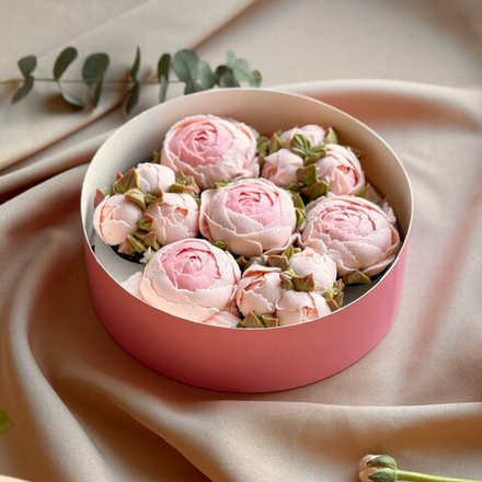 Букет «Розовый рассвет» в шляпной коробке