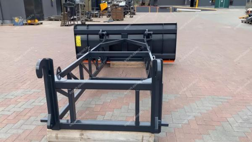 Отвал буртовщик