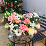 Авторская ароматная корзина с французскими розами