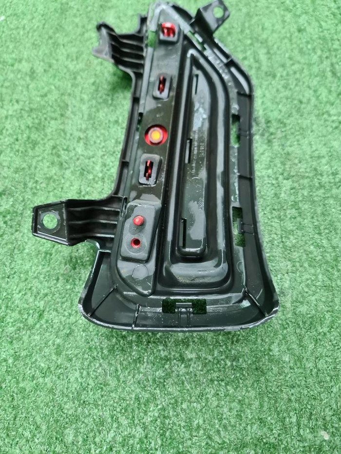 Накладка заднего бампера правая Kia Rio 4 X 20-нв